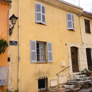 Dans Maison De Village , Magagnosc France